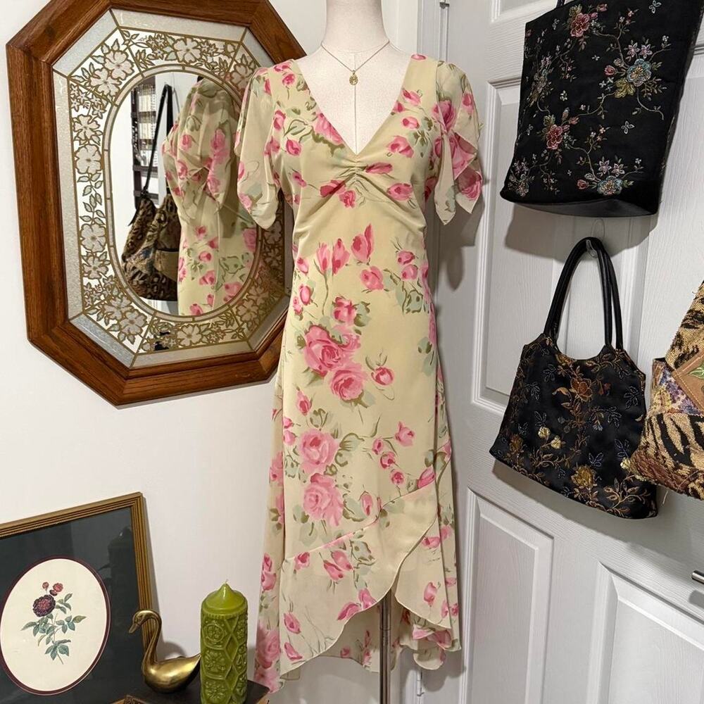 NWT Y2K Mileage Pale Green & Pink Floral Pattern V Neck Flutter Sleeve Dress L